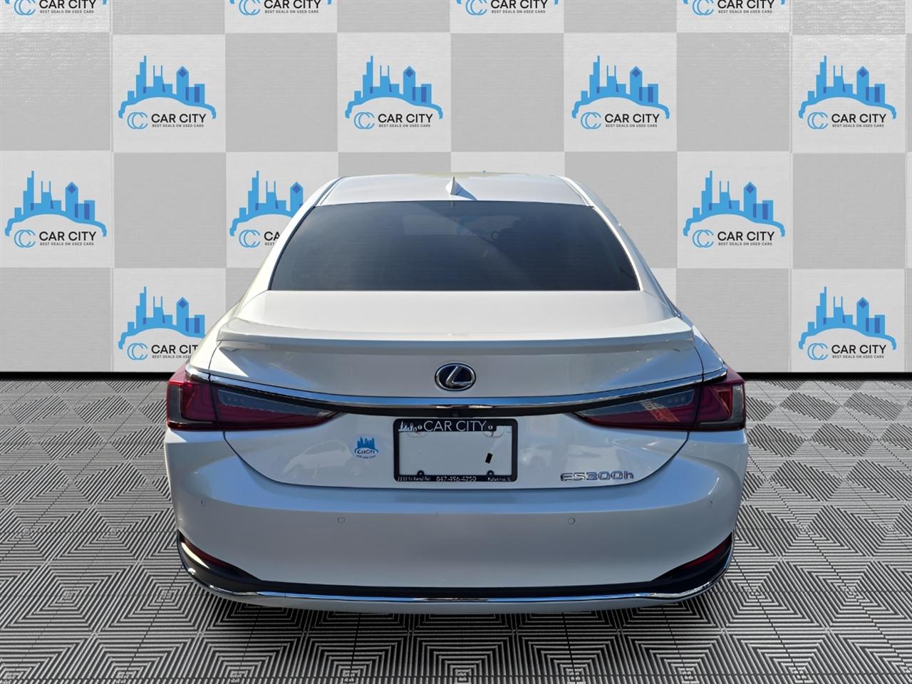 Lexus ES 300h Premium 2020