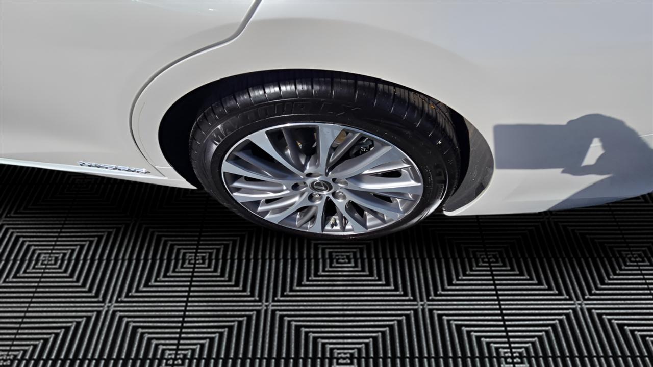 Lexus ES 300h Premium 2020