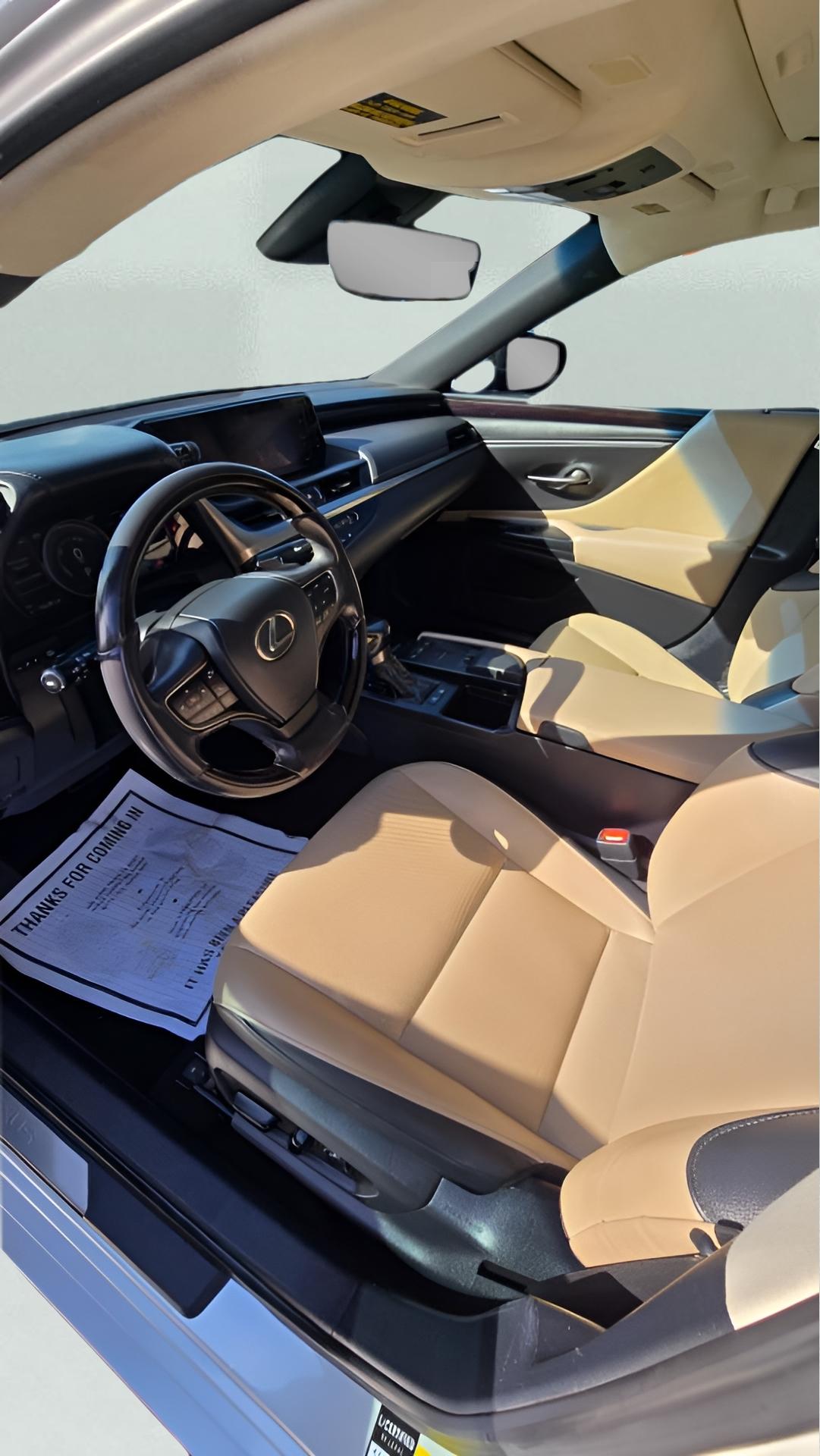 Lexus ES 300h Premium 2020