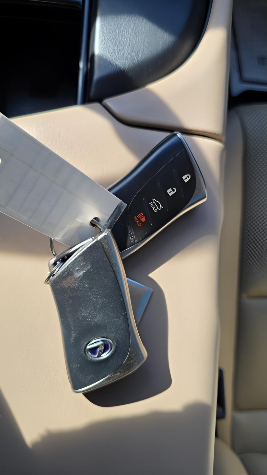 Lexus ES 300h Premium 2020