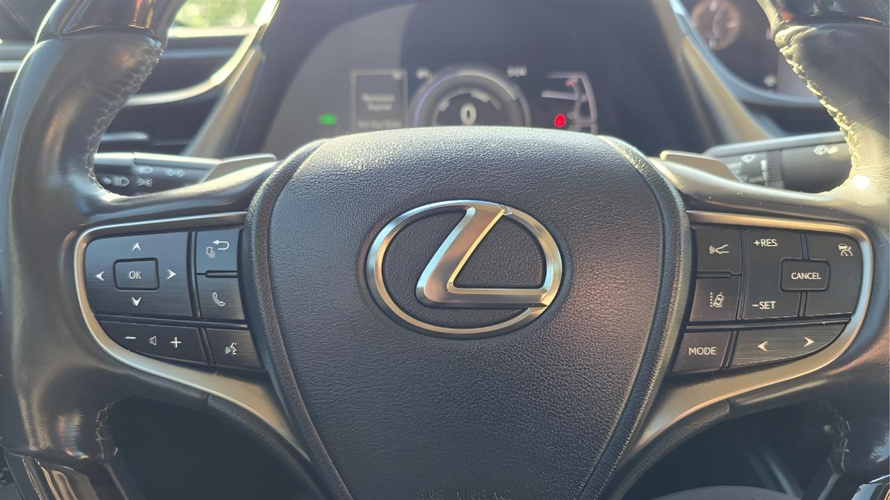 Lexus ES 300h Premium 2020