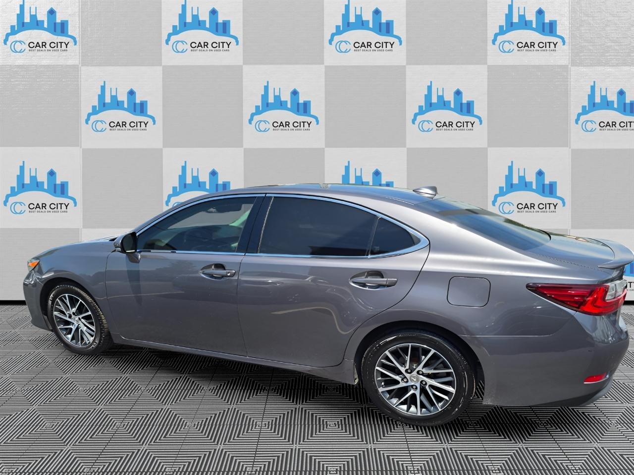 Lexus ES 350 Sedan 2018