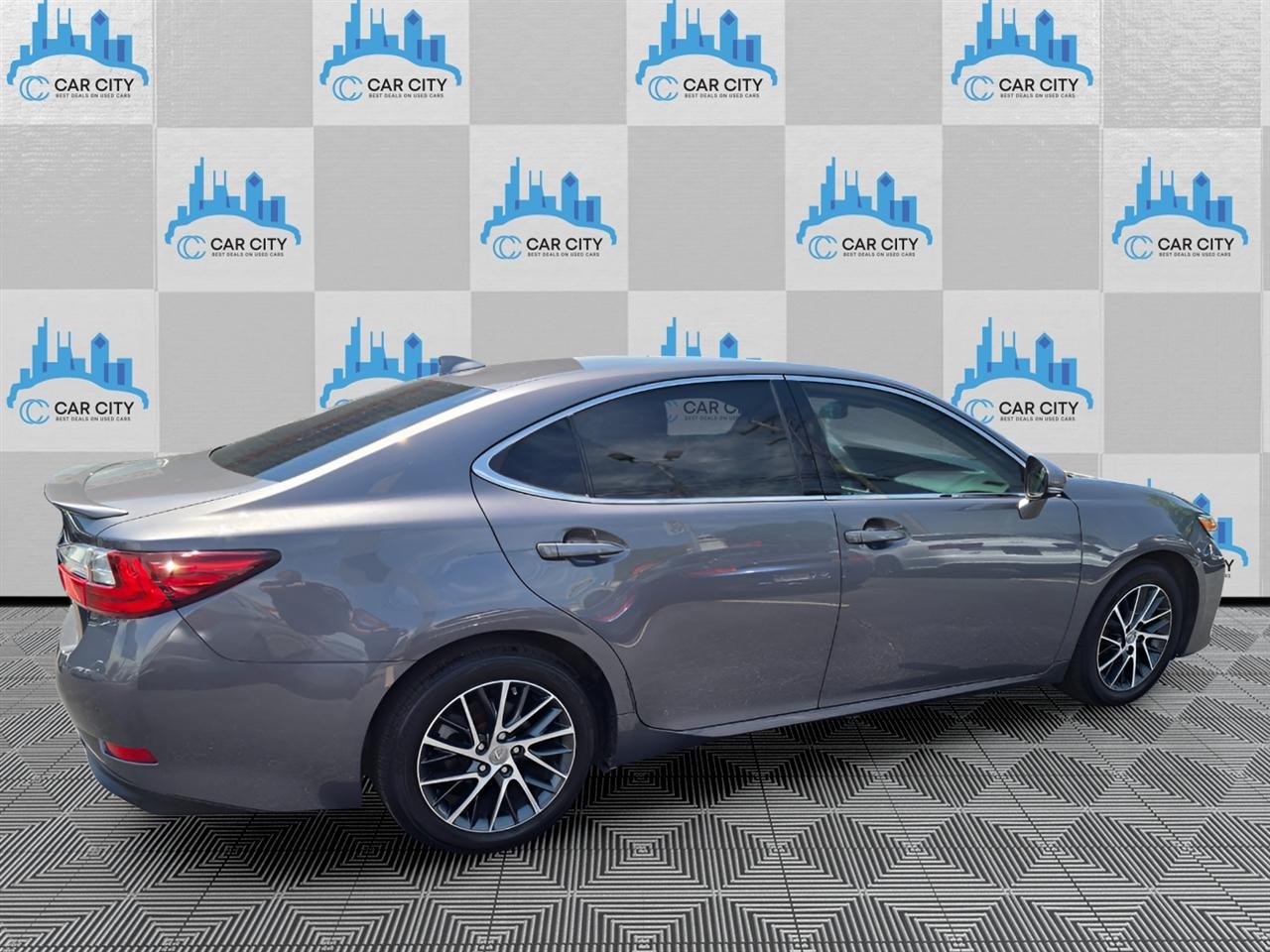 Lexus ES 350 Sedan 2018
