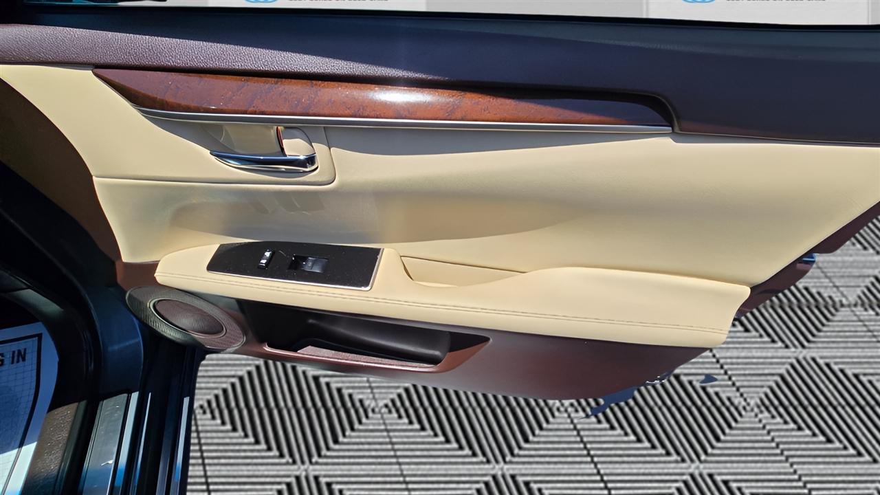 Lexus ES 350 Sedan 2018