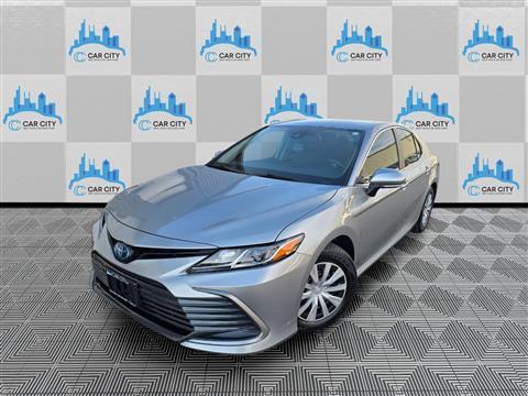 2022 Toyota Camry Hybrid LE