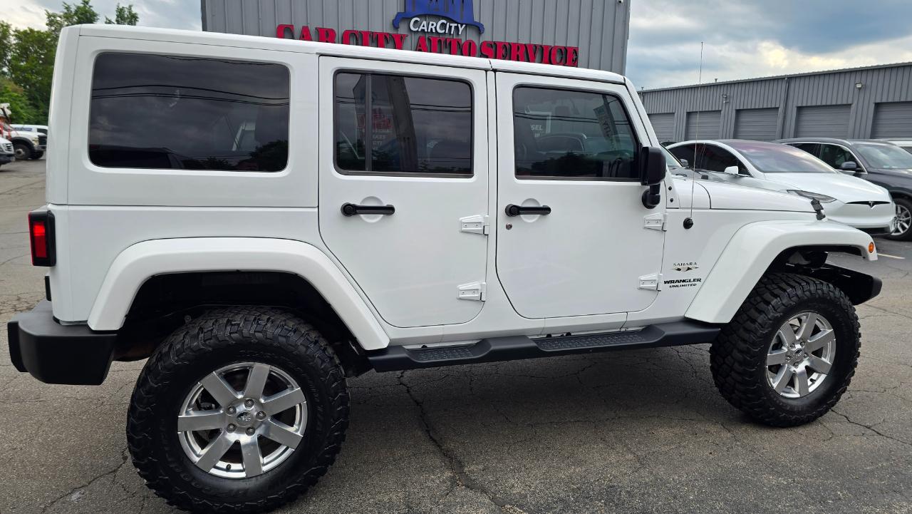 Jeep Wrangler Unlimited Sahara 4WD 2016