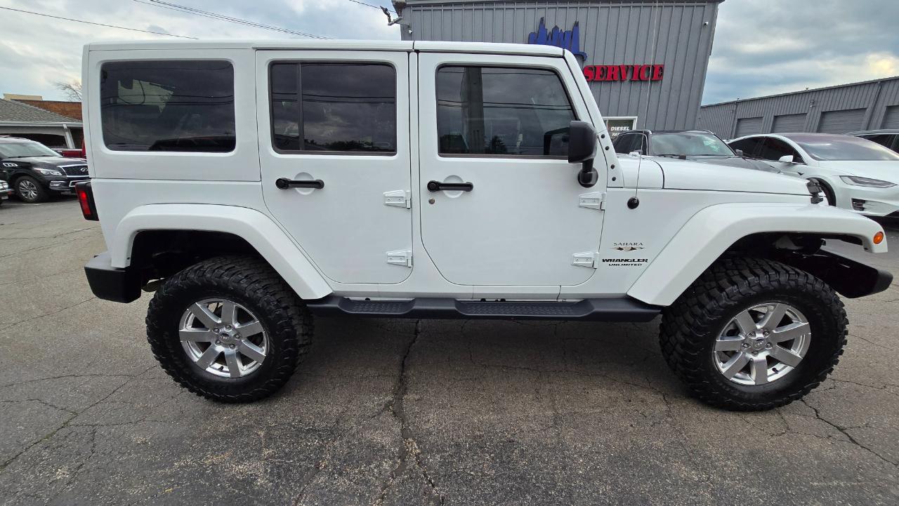 Jeep Wrangler Unlimited Sahara 4WD 2016