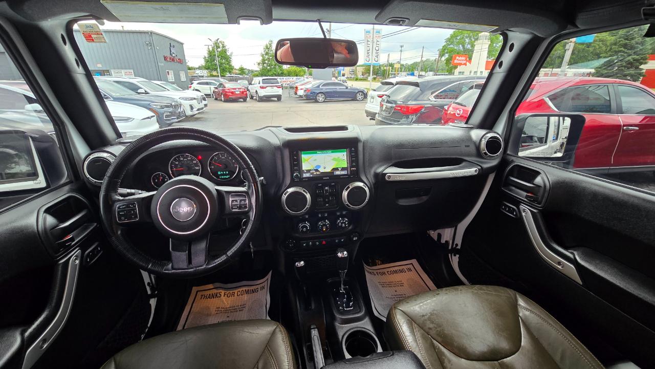 Jeep Wrangler Unlimited Sahara 4WD 2016