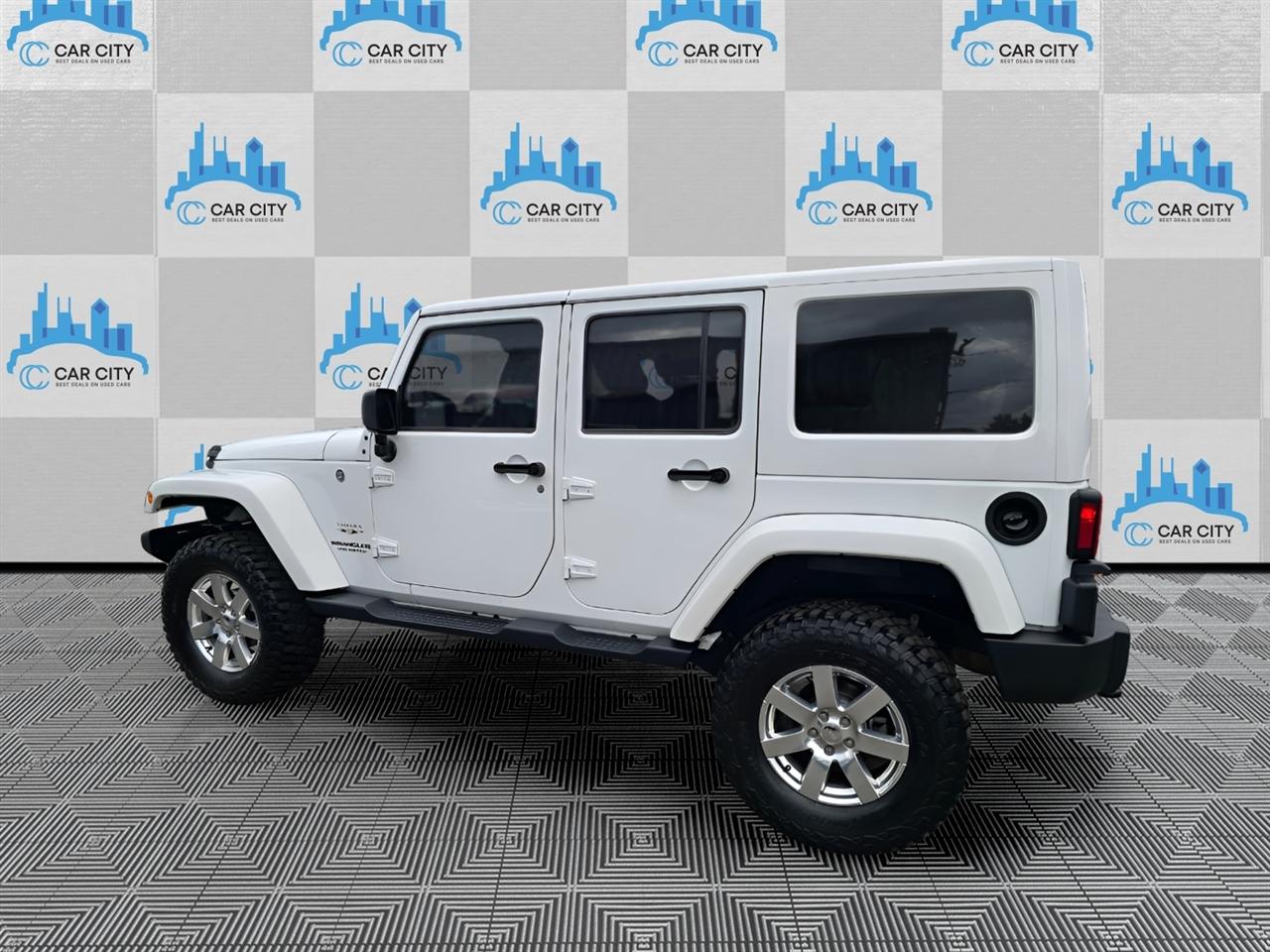 Jeep Wrangler Unlimited Sahara 4WD 2016