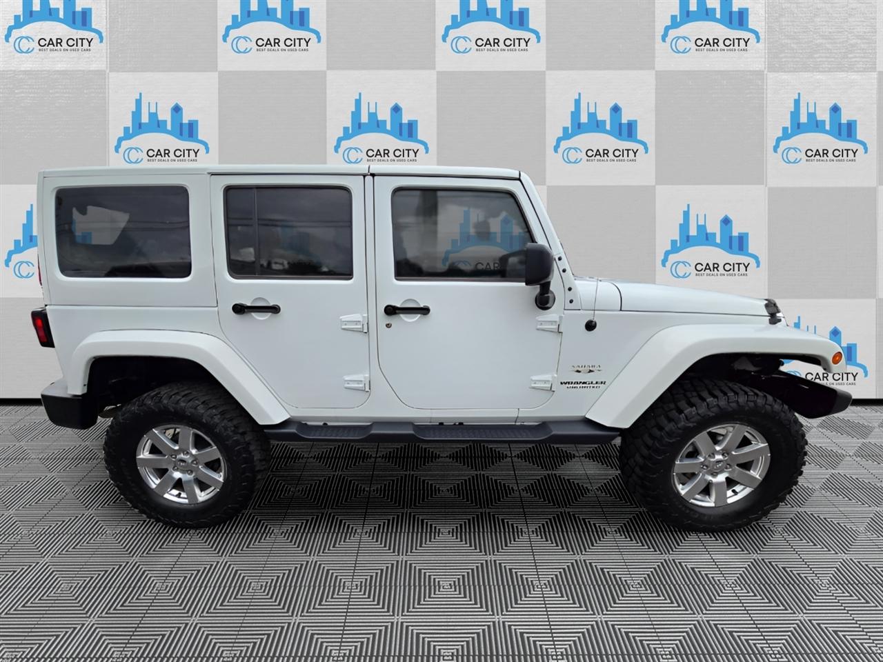 Jeep Wrangler Unlimited Sahara 4WD 2016