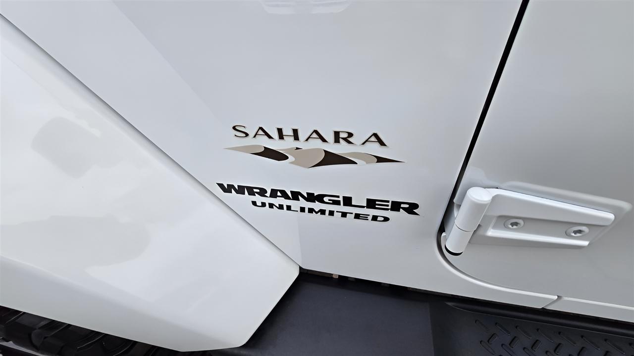 Jeep Wrangler Unlimited Sahara 4WD 2016