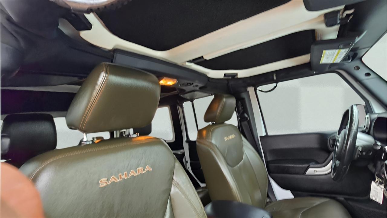 Jeep Wrangler Unlimited Sahara 4WD 2016