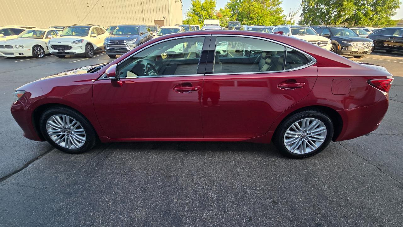 Lexus ES 350 Sedan 2015