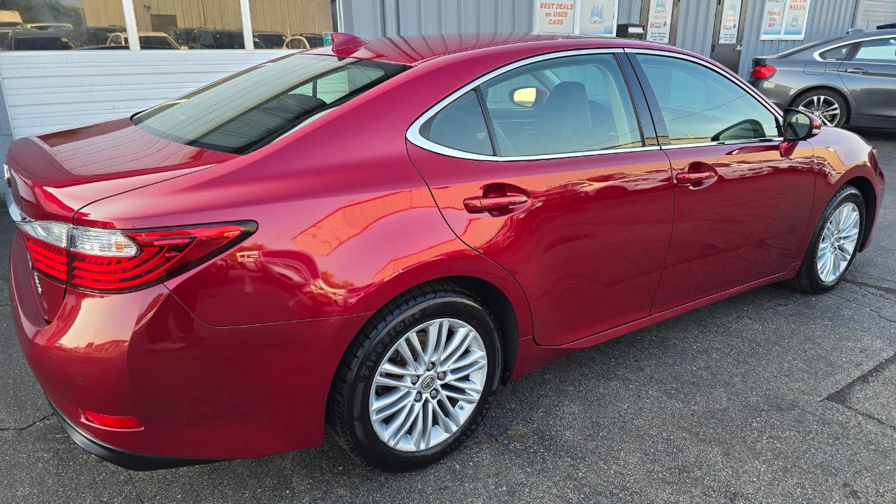 Lexus ES 350 Sedan 2015