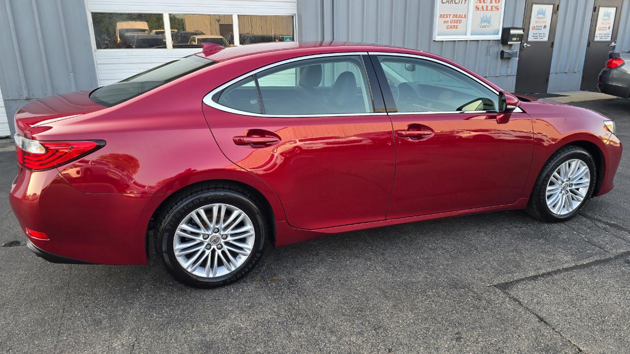 Lexus ES 350 Sedan 2015