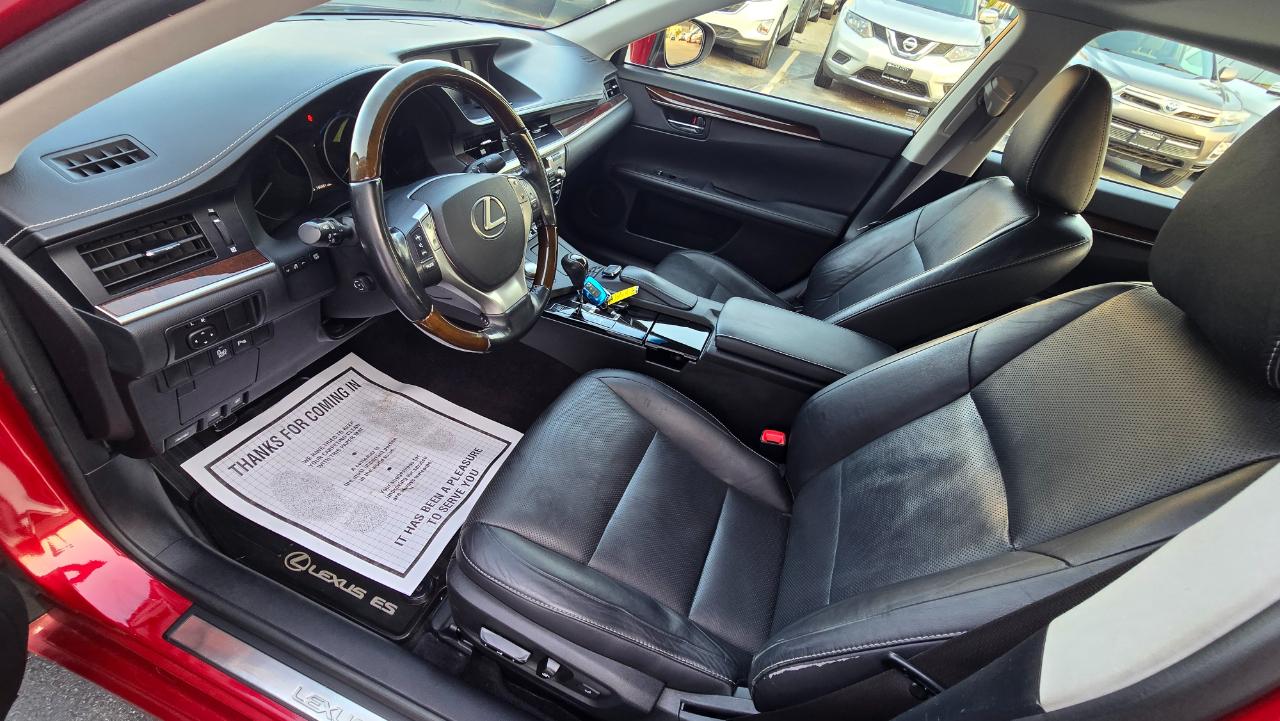 Lexus ES 350 Sedan 2015