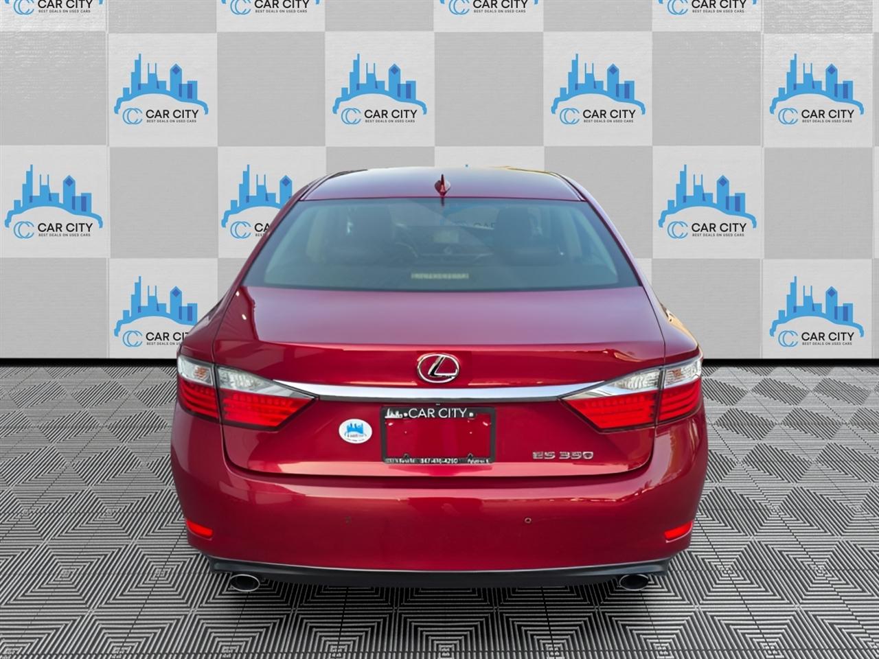 Lexus ES 350 Sedan 2015