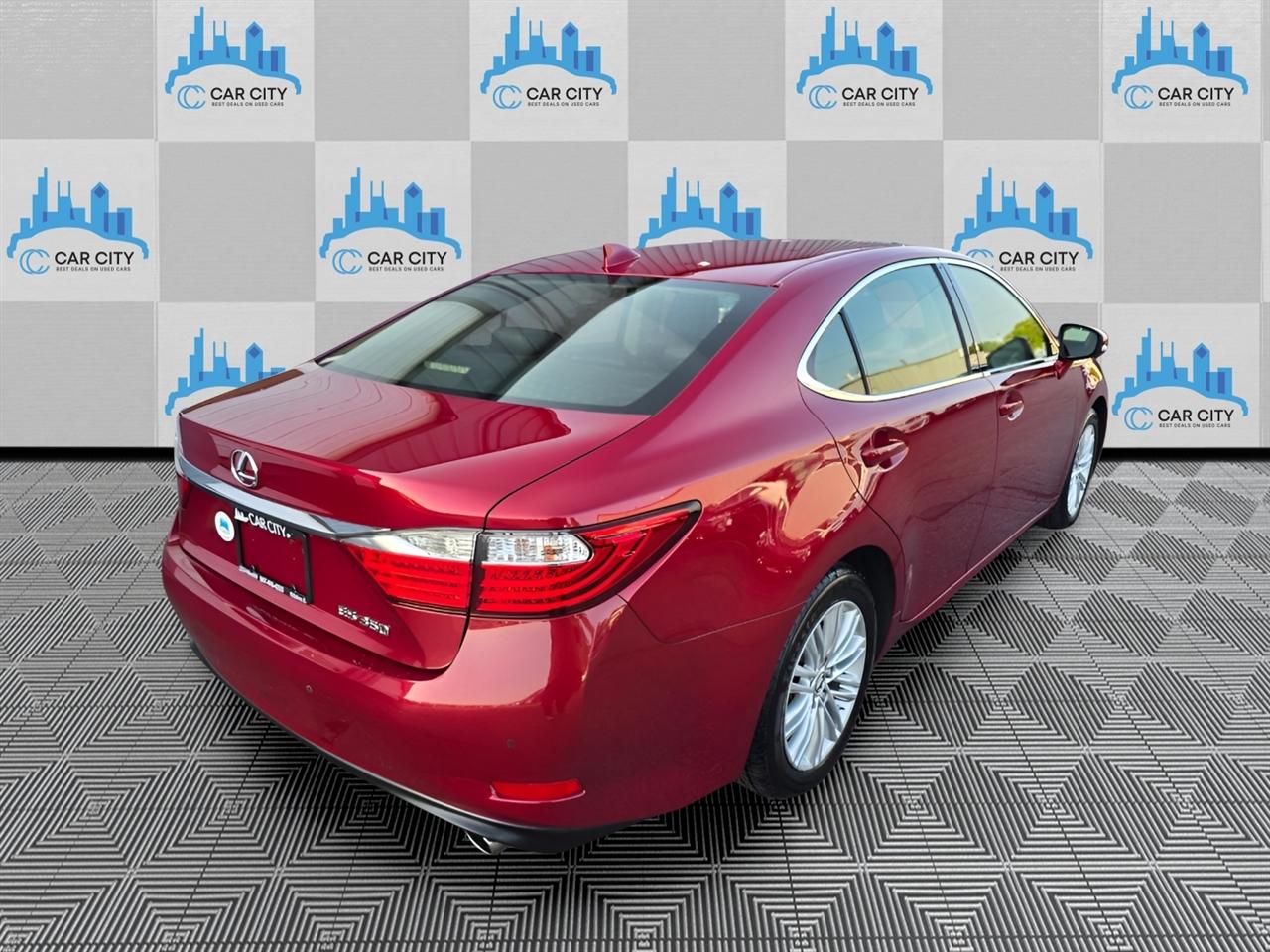 Lexus ES 350 Sedan 2015