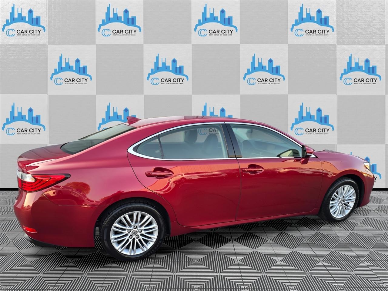 Lexus ES 350 Sedan 2015