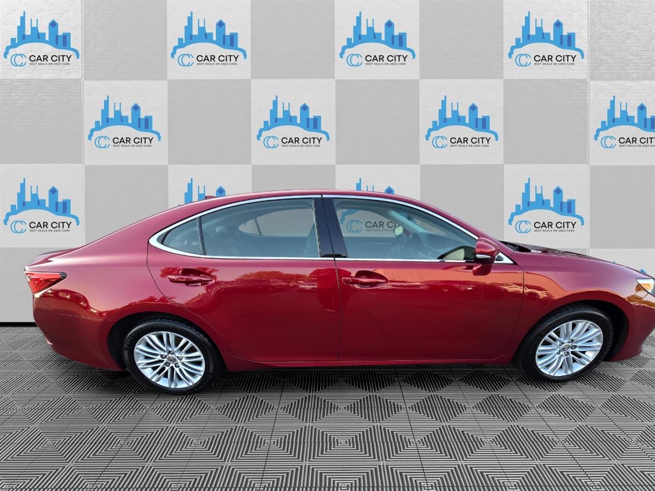 Lexus ES 350 Sedan 2015