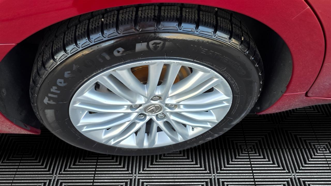 Lexus ES 350 Sedan 2015