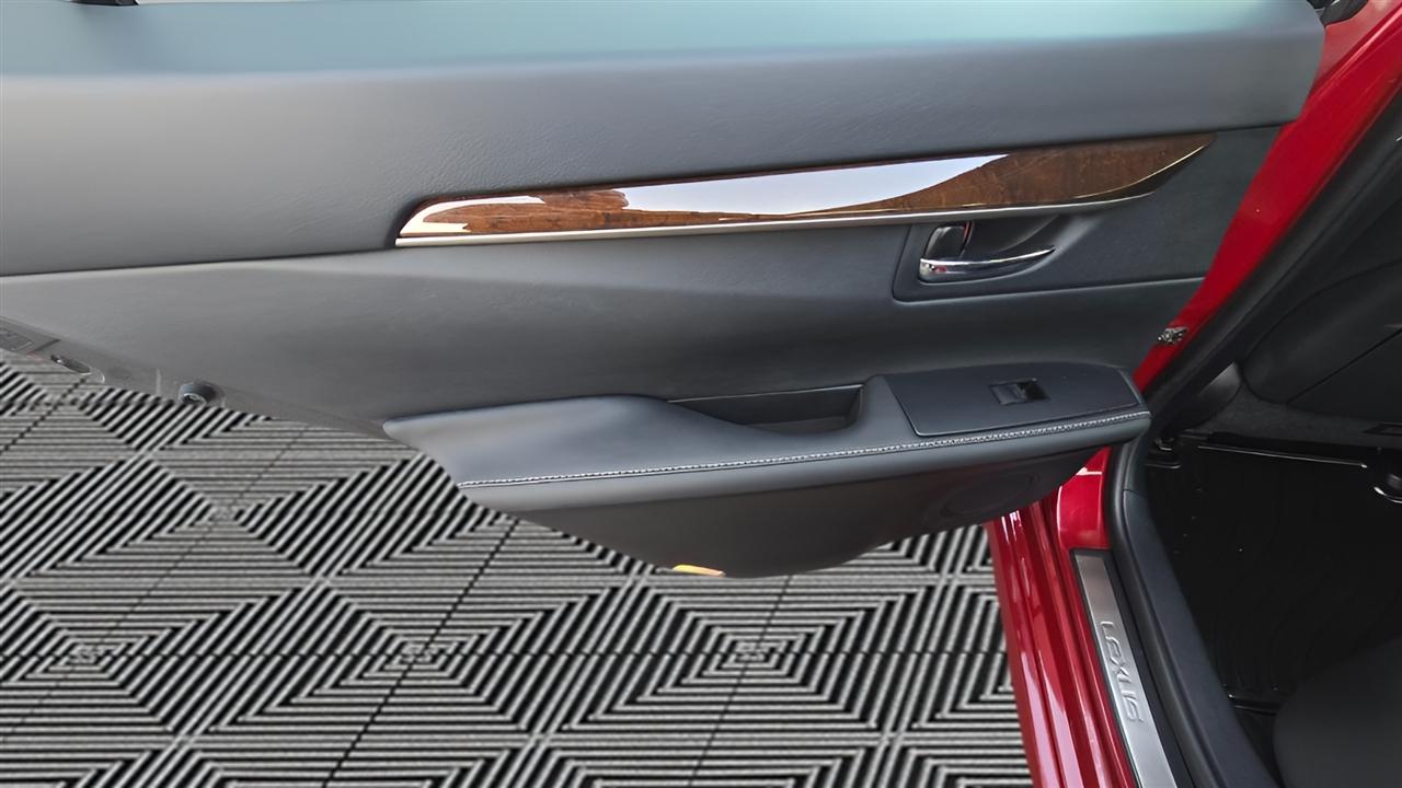 Lexus ES 350 Sedan 2015