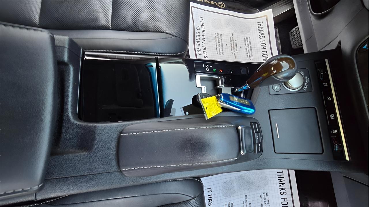 Lexus ES 350 Sedan 2015