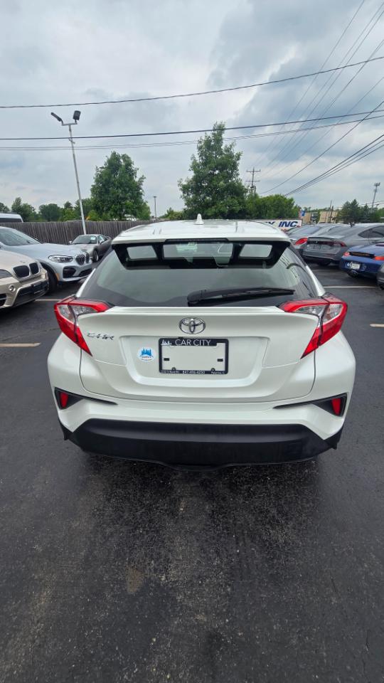 Toyota C-HR XLE 2021