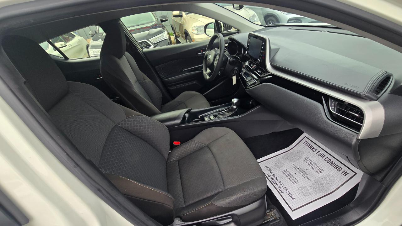 Toyota C-HR XLE 2021