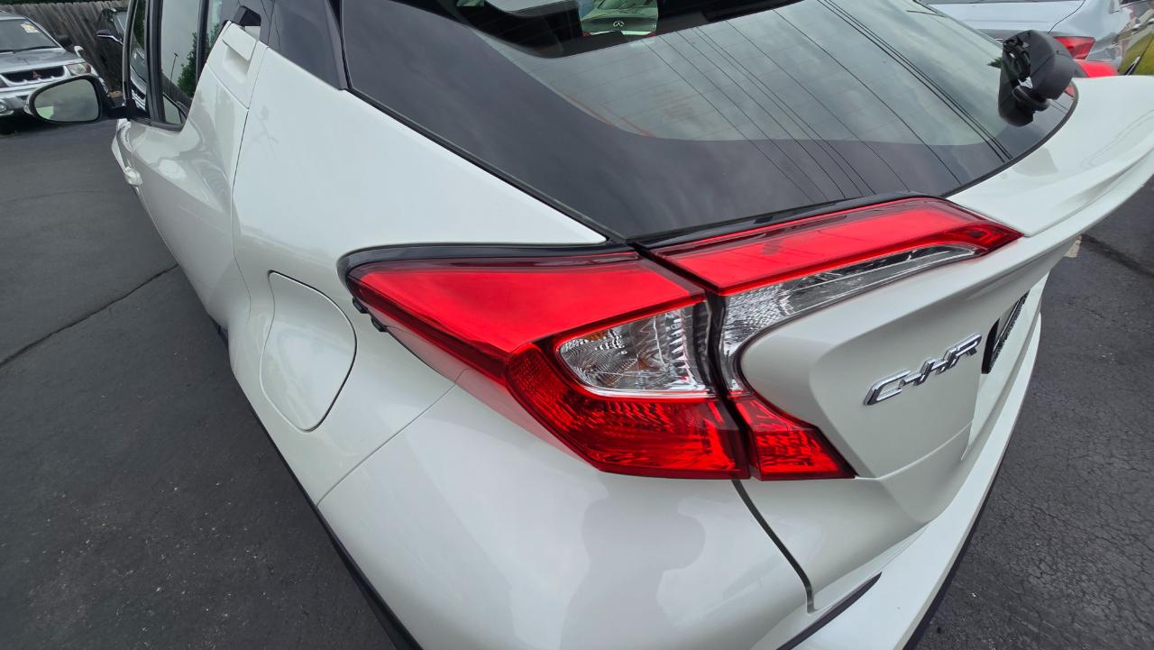 Toyota C-HR XLE 2021