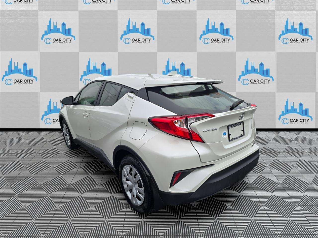 Toyota C-HR XLE 2021