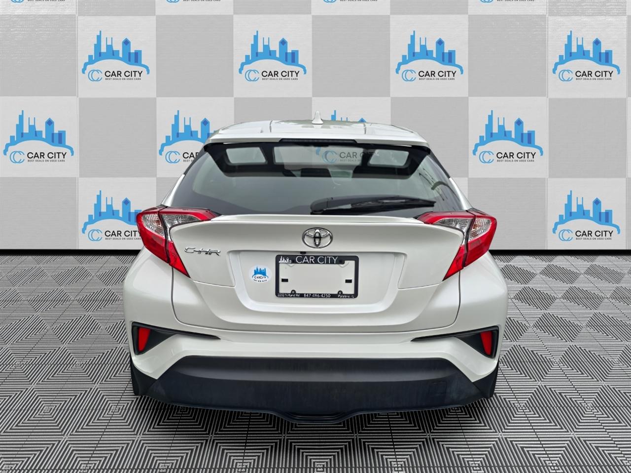 Toyota C-HR XLE 2021