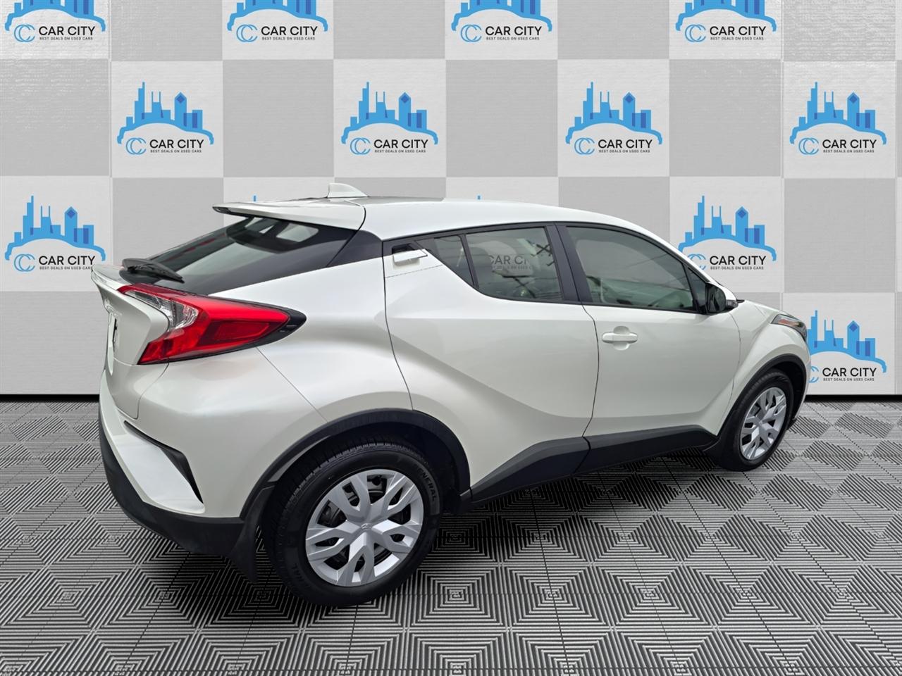 Toyota C-HR XLE 2021