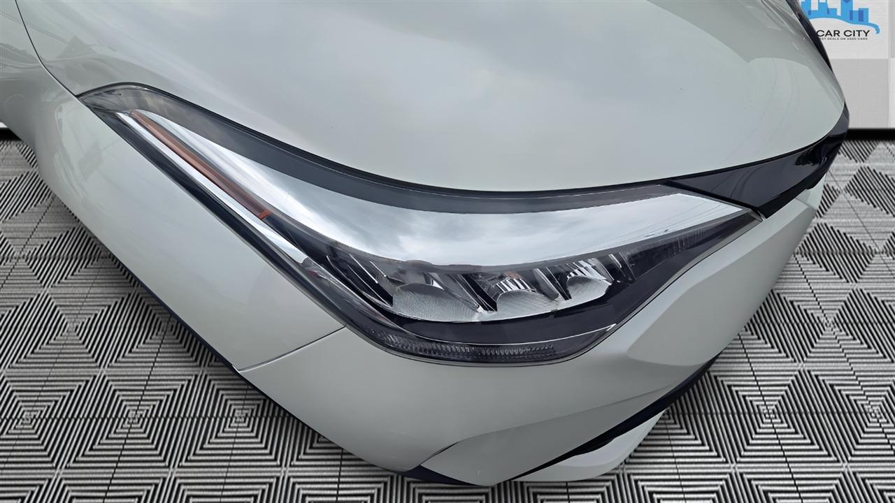 Toyota C-HR XLE 2021