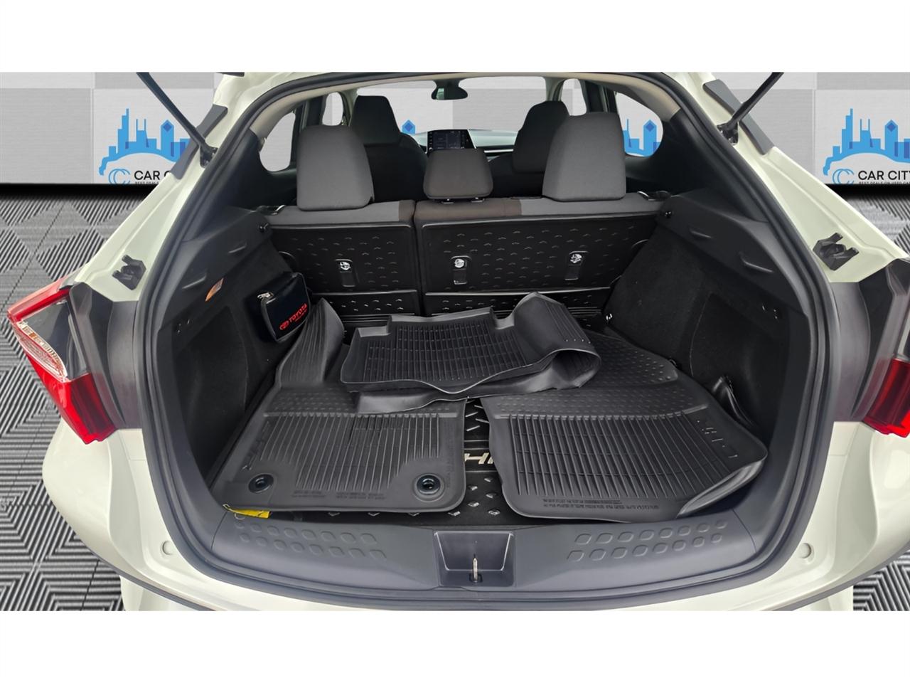 Toyota C-HR XLE 2021
