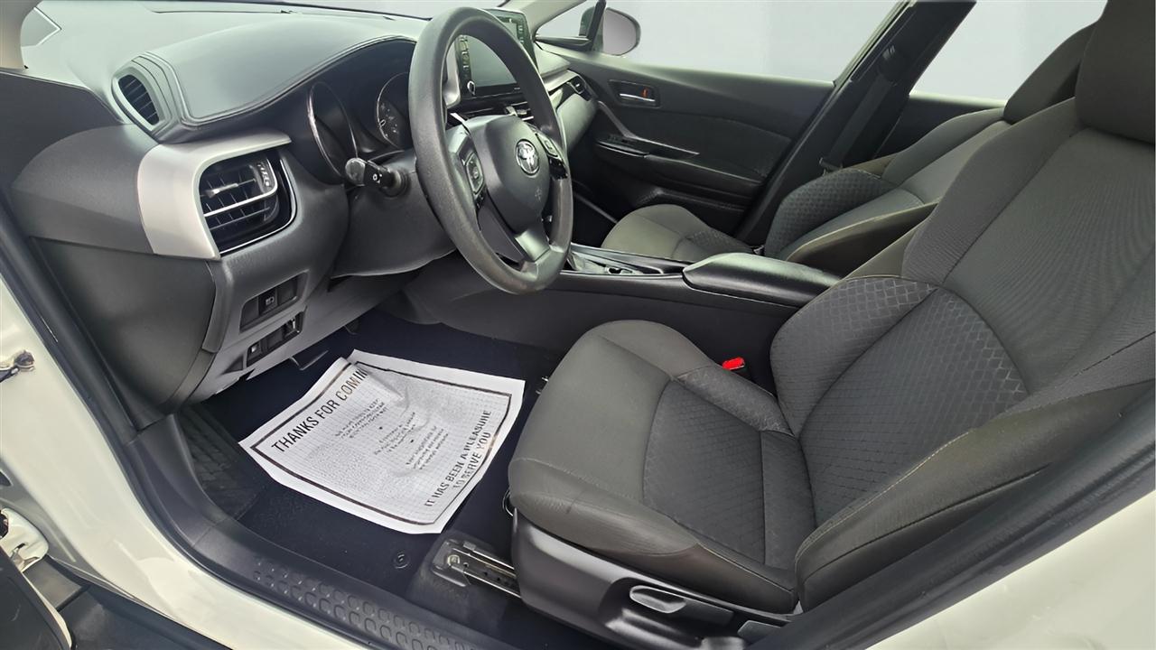 Toyota C-HR XLE 2021
