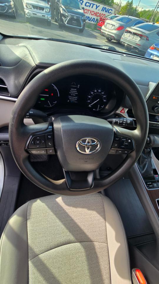 Toyota Sienna LE 8-Passenger 2022