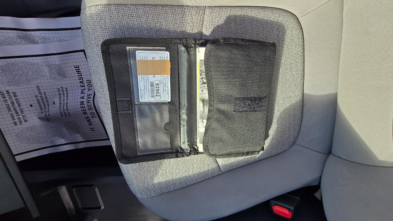 Toyota Sienna LE 8-Passenger 2022