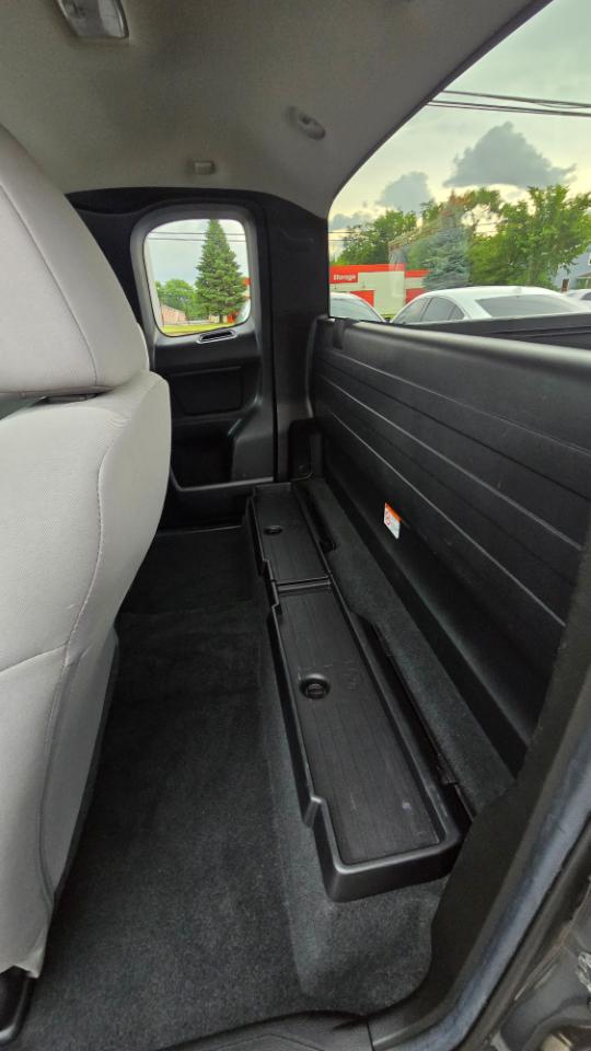 Toyota Tacoma SR5 Access Cab I4 6AT 2WD 2021