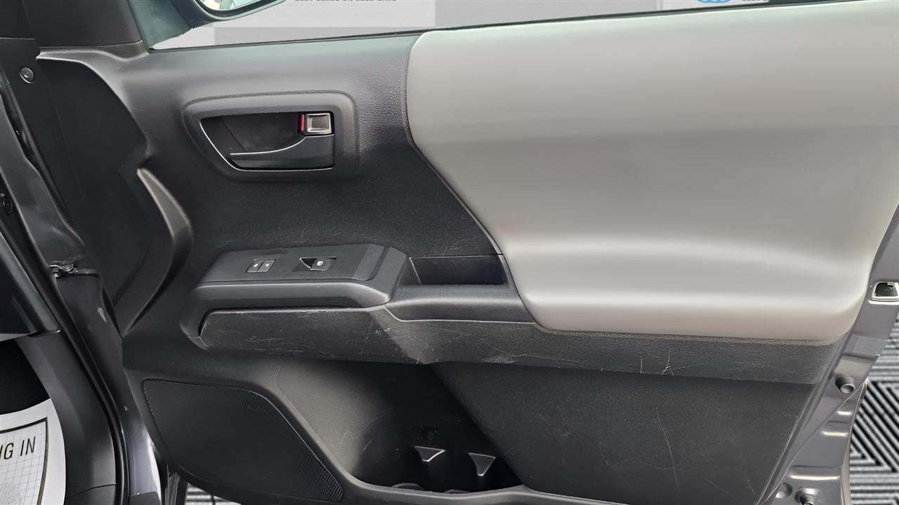 Toyota Tacoma SR5 Access Cab I4 6AT 2WD 2021