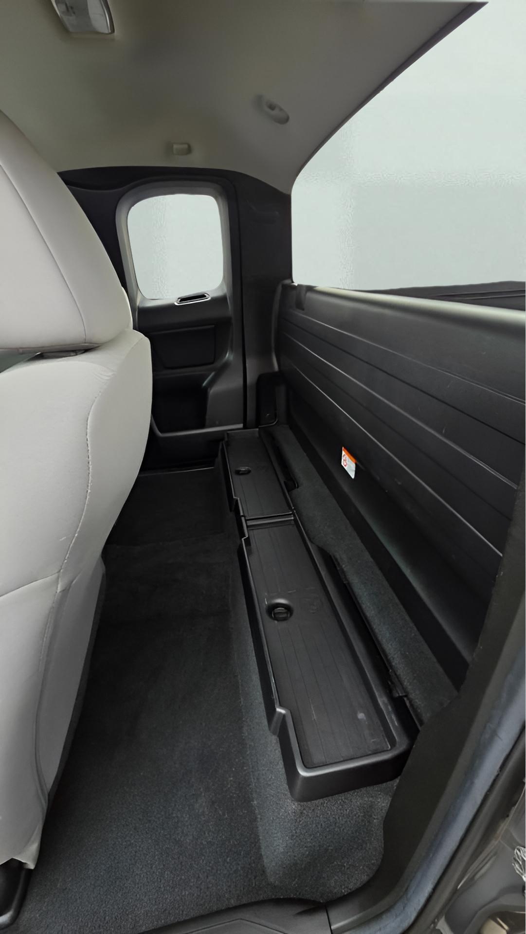 Toyota Tacoma SR5 Access Cab I4 6AT 2WD 2021