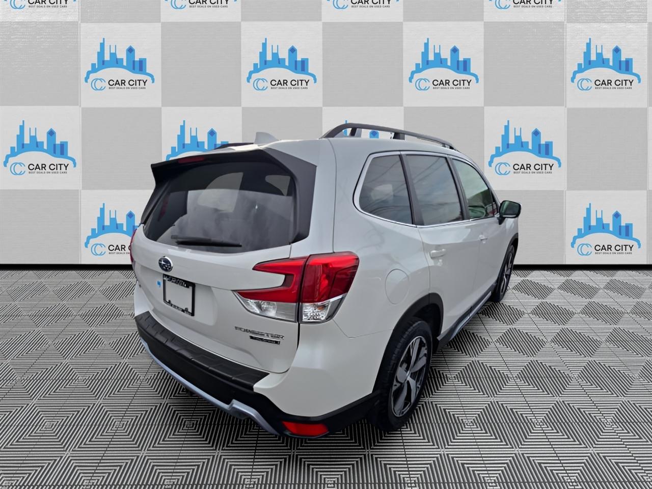 Subaru Forester Touring 2021
