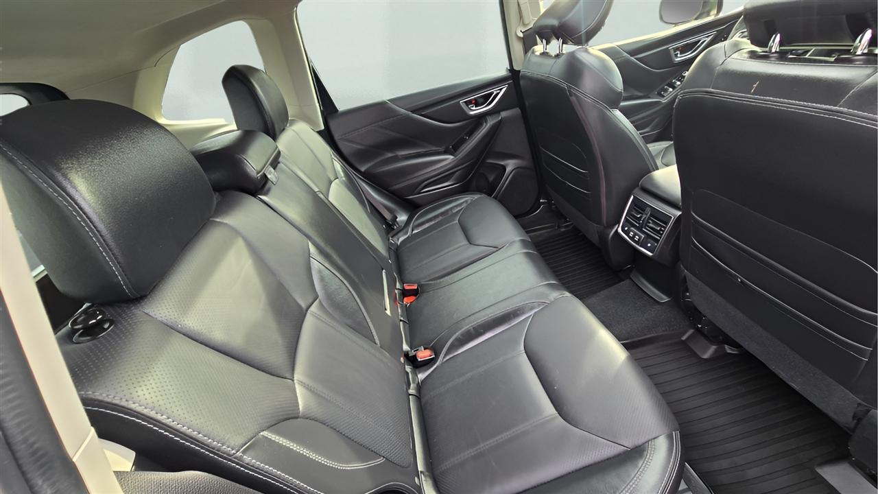 Subaru Forester Touring 2021