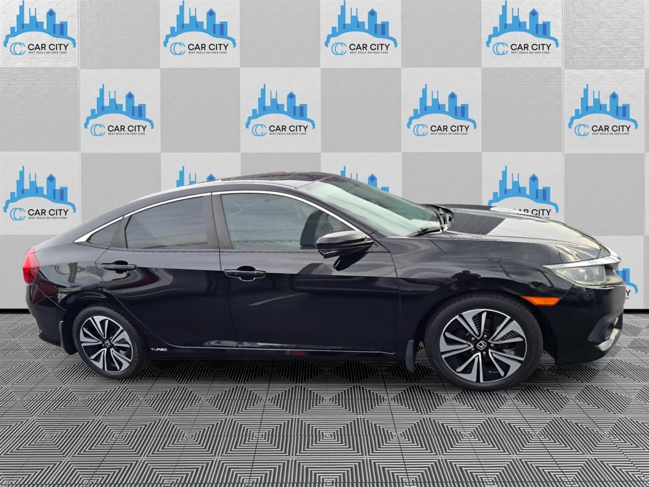 Honda Civic EX-T Sedan CVT 2017