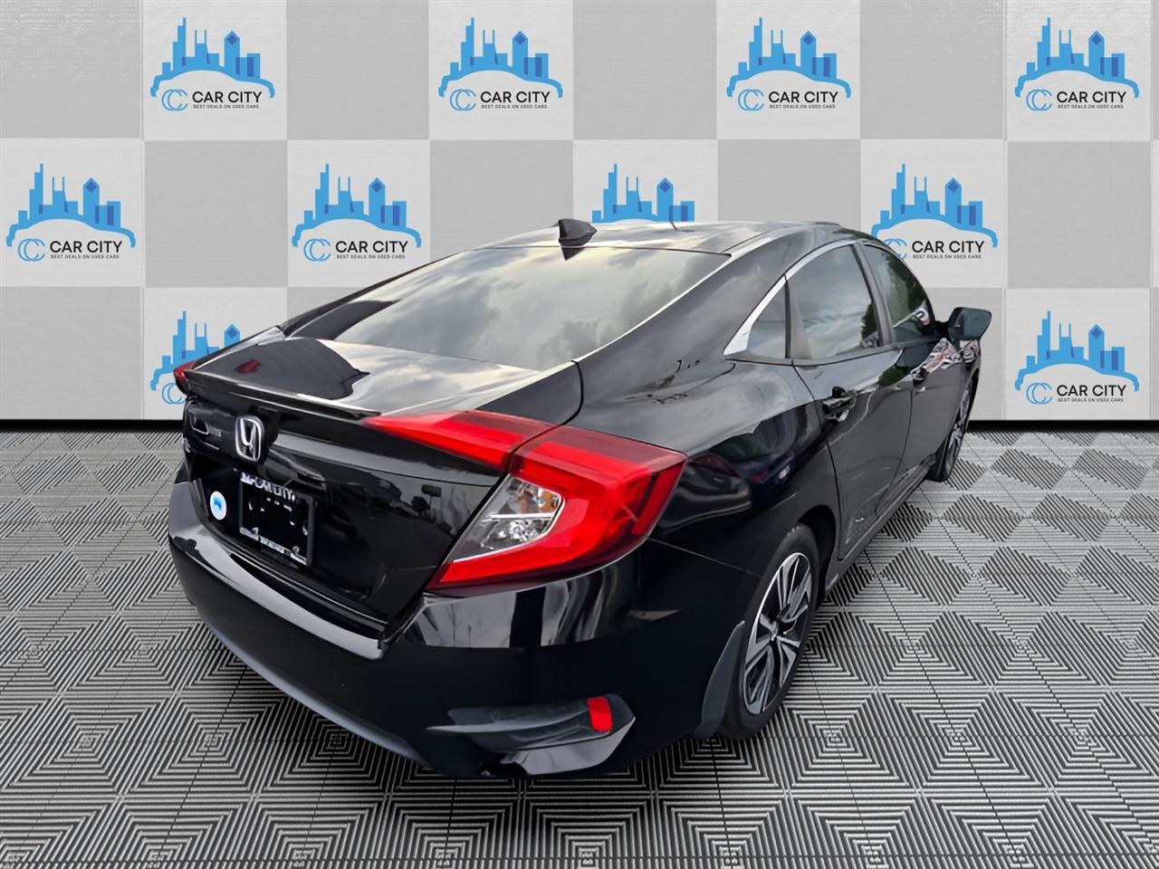 Honda Civic EX-T Sedan CVT 2017