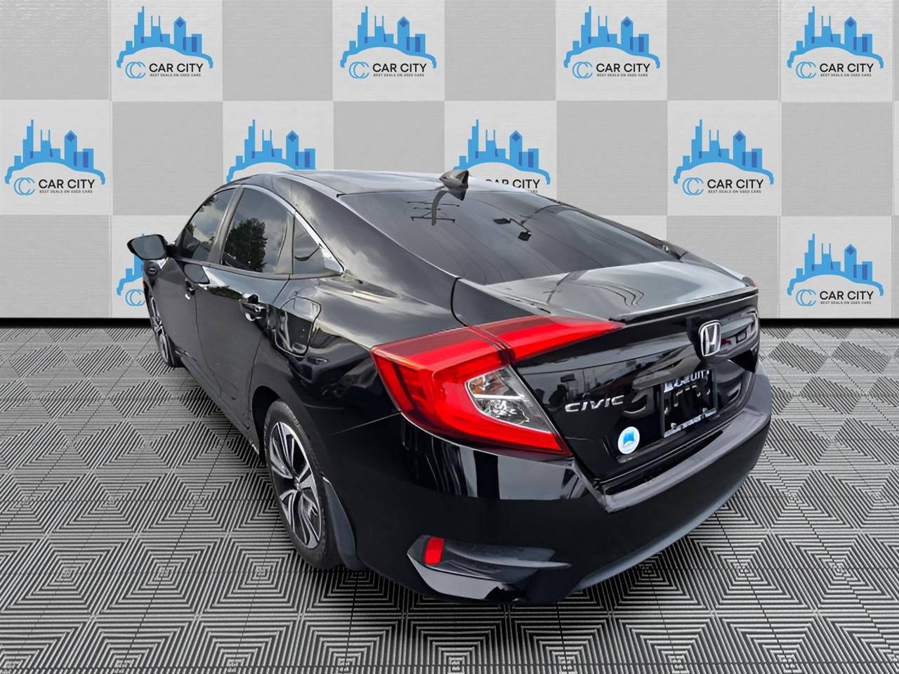 Honda Civic EX-T Sedan CVT 2017