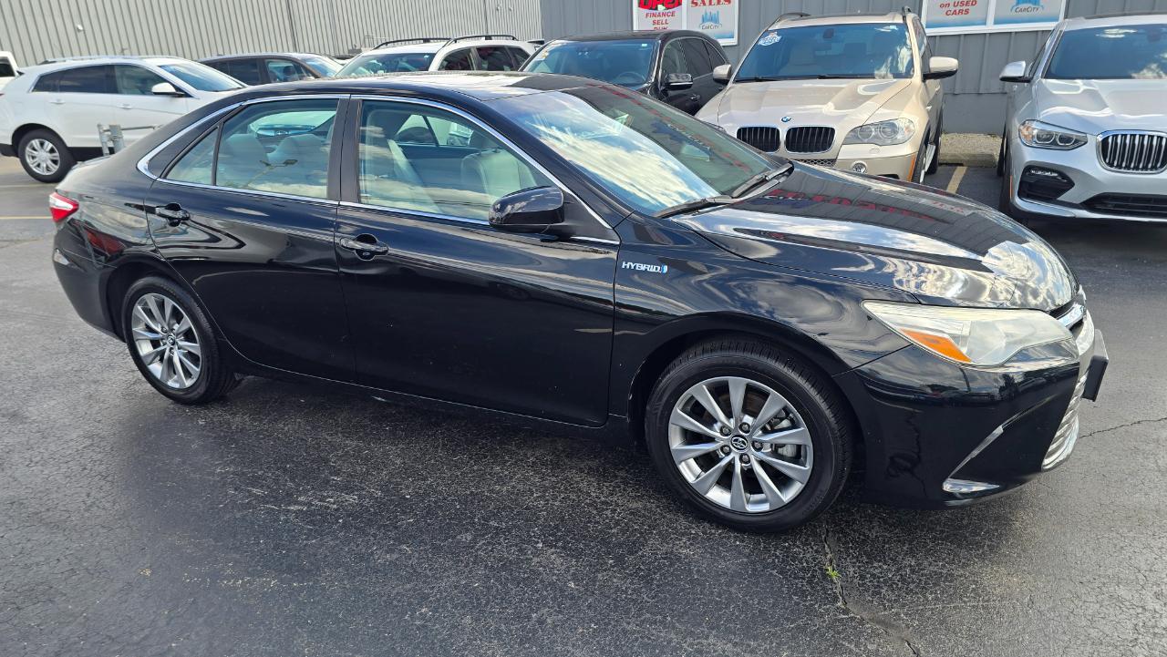 Toyota Camry Hybrid XLE 2015