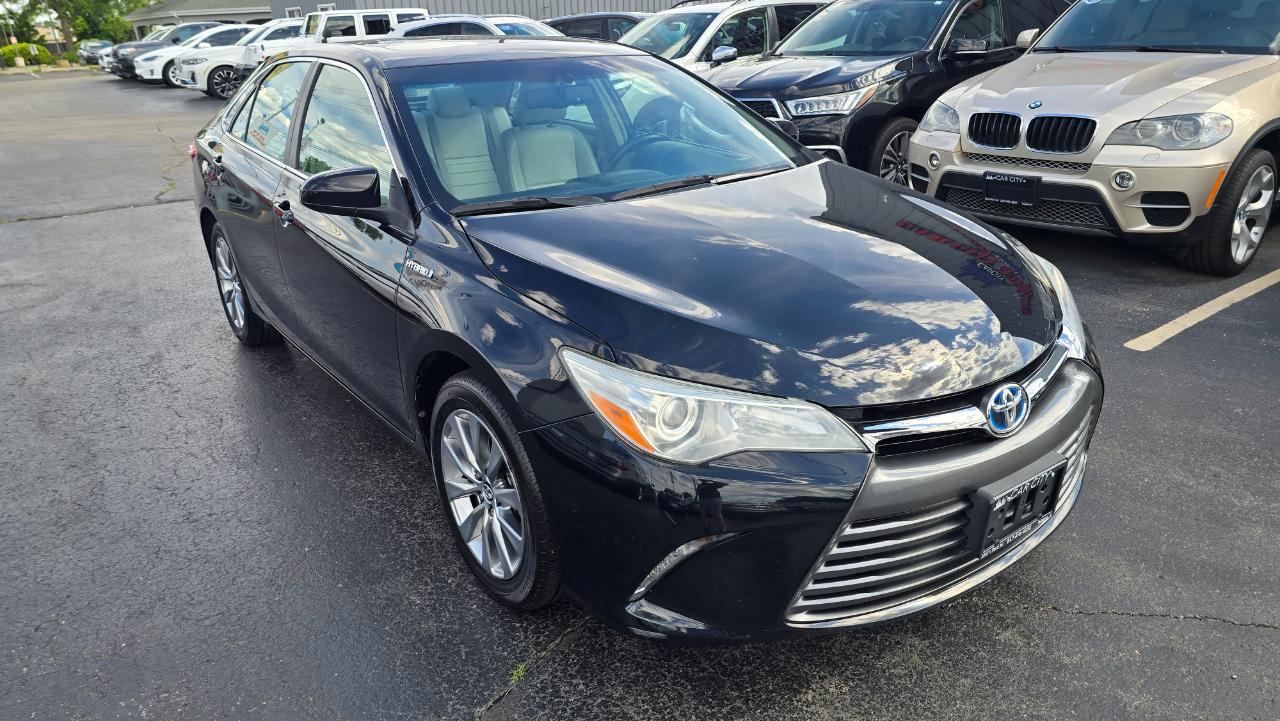 Toyota Camry Hybrid XLE 2015