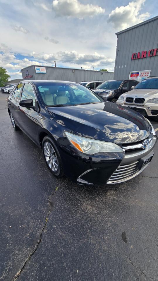 Toyota Camry Hybrid XLE 2015