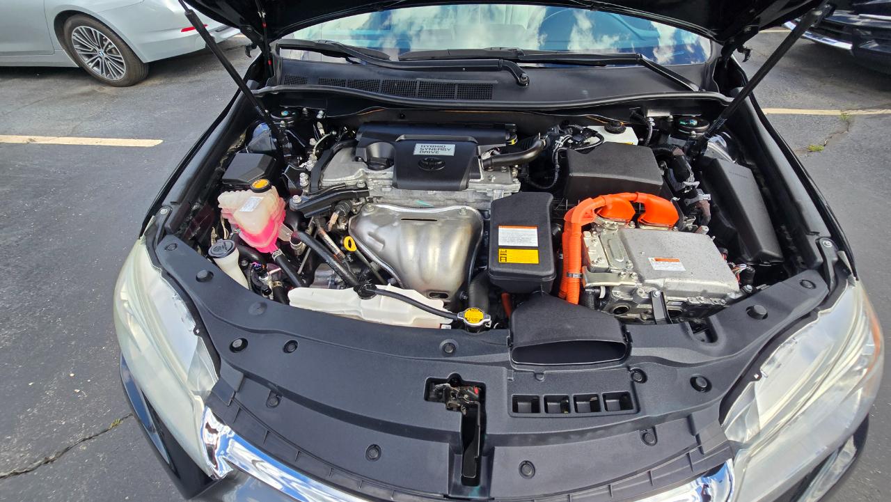Toyota Camry Hybrid XLE 2015